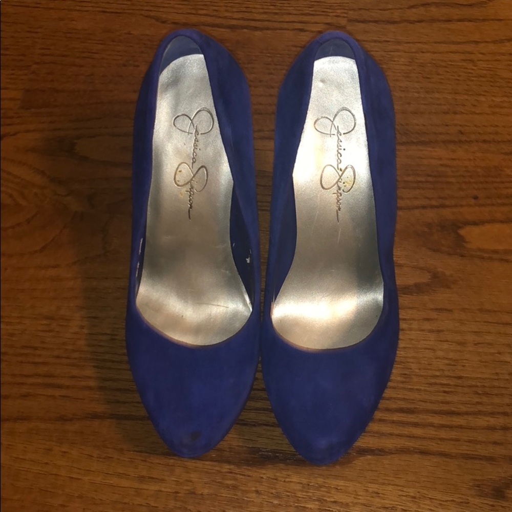 Blue suede shoes 💙